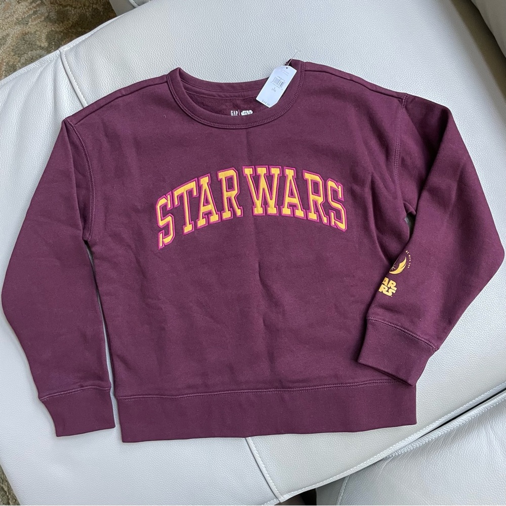 GAP Kids Star Wars Sweatshirt (size L - 10 years old)